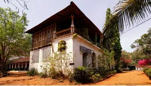 Mater Dei Institution logo