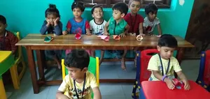 Kizinia Pre School logo