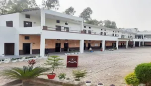 UTTAM PUBLIC SCHOOL logo