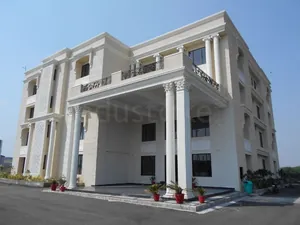 SHRI RAM CENTENNIAL SCHOOL, Panchderia, Indore
