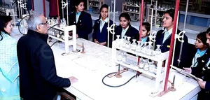 PIRAMAL GIRLS SENIOR SECONDARY SCHOOL logo