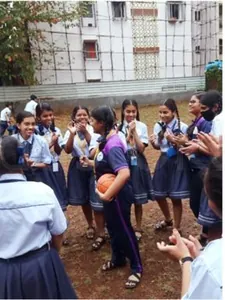 Momai Global School logo