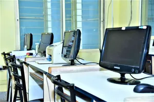 SRI VENKATESWAR PU COL  logo