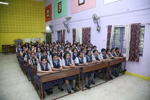R &amp; D E (Engrs.) English Medium School,  KALAS, Pune