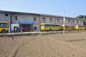 LTR PUBLIC SCHOOL logo