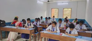 Marias Day School logo