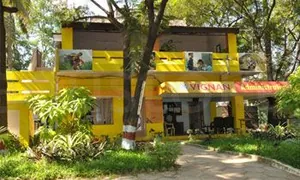 VIGNAN HIGH SCHOOL, LICcolony, Guntur