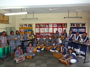 RAMANATH SECONDARY SCHOOL logo