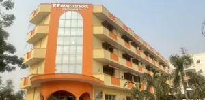 R.P. World School logo