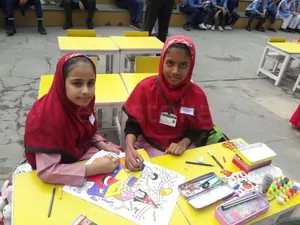 KHADIJATUL KUBRA GIRLS PUBLIC SCHOOL logo