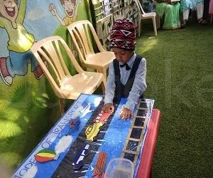 Noahs Ark Preschool and Daycare Center Kawadewadi logo