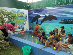 Kidzee Wonderland logo