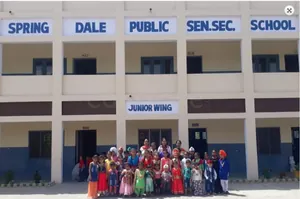 Spring Dale Public School logo