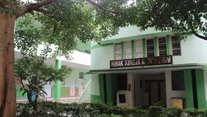 Salwan Girls Senior Secondary School logo