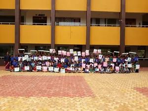 VASAVI CENTRAL SCHOOL logo