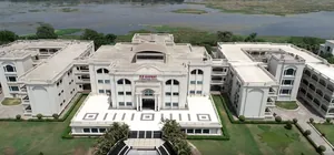 P P SAVANI CHAITANYA VIDYA, Mota Varachcha, Surat