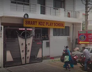 Smart Kidz logo