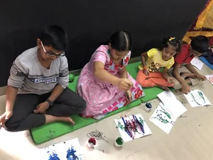 Sloka Playschool Nanganallur  logo