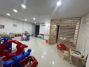 Little Incisors preschool and daycare  logo