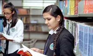 SHESHADRIPURAM PU COLLEGE logo