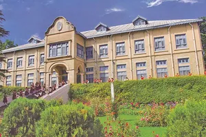 Sacred Heart Senior Secondary School logo