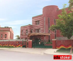 AMIOWN AMITY&apos;S CARING PRE SCHOOL, C Block,Sector 44, Noida