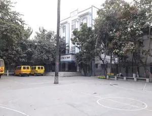 St. Paul&apos;s High School logo