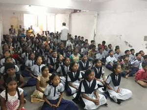 Gitaanjali The Smart School logo