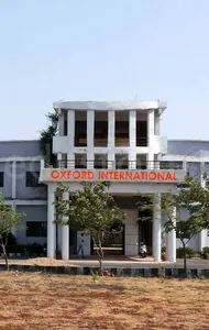 OXFORD INTERNATIONAL SCHOOL logo