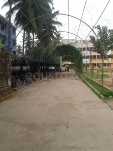 BHS-POORNAPRAJNA VIDYANIKETANA SCHOOL logo