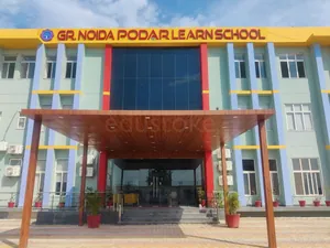 Greater Noida Podar Learn School logo