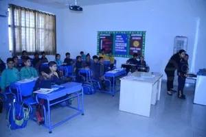 Cambridge International School logo