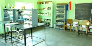 INFANT JESUS INTERNATIONAL HIGH SCHOOL logo