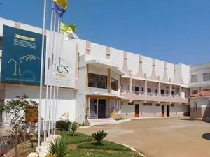 International Community School  logo