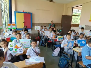 SARASWATI MODEL SCHOOL logo