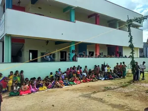 CHAITANYA INTERNATIONAL SCHOOL logo