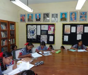 RAMANATH SECONDARY SCHOOL logo