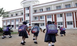 Sant Kishori Sharan Vidya Mandir logo