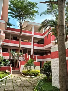 Cambridge Public School Sompura logo