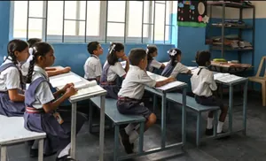 Holy saint High School logo