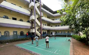 Bharatiya Vidya Bhavan School logo