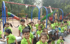 Shor Bakor Pre School logo