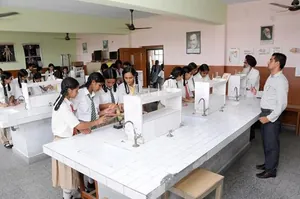 Raekot Public School logo