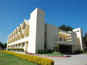 SRI SATHYA SAI VIDYA VIHAR, AB Road, Indore