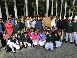 Tagore Modern School logo