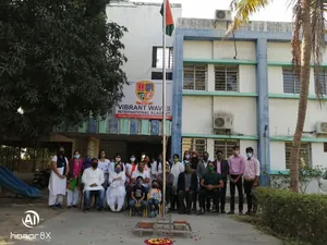 Vibrant Waves International Academy logo