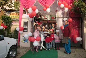 FAIRIES WORLD PLAY SCHOOL logo