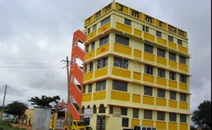 J M M PUBLIC SCHOOL logo