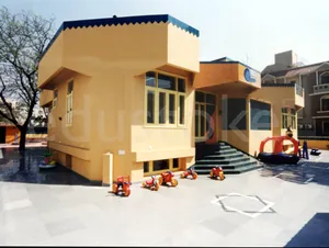 LITTLE SENATORS NURSERY &amp; DAY CARE, Sector B 1,Vasant Vihar, Delhi