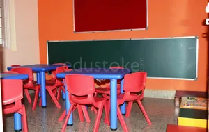 LITTLE WONDERS PRE SCHOOL logo